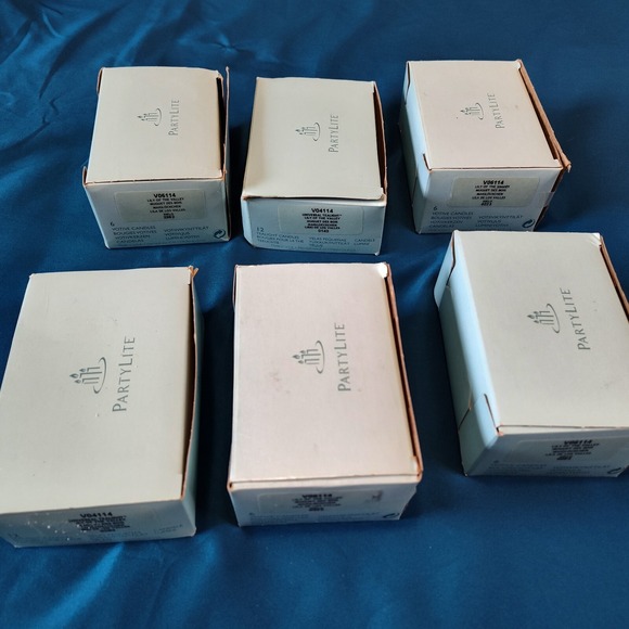 Lily of the valley Party Lite Votive and Tealight candles - Picture 2 of 12